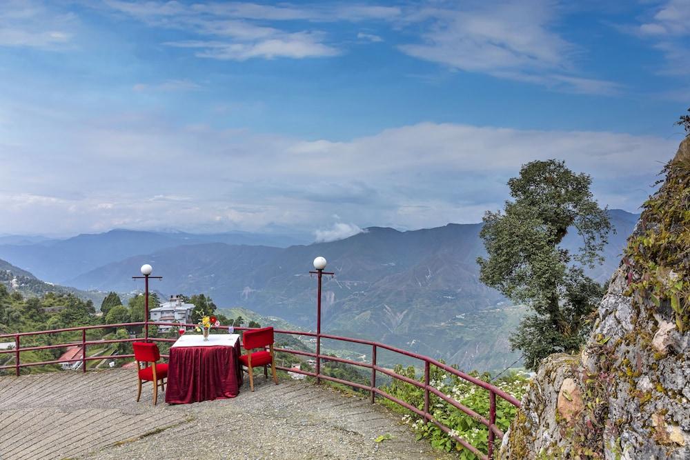 Club Mahindra Mussoorie Hotel Exterior foto